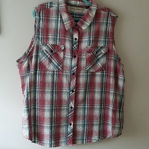 Bit & Bridle sleeveless plaid top